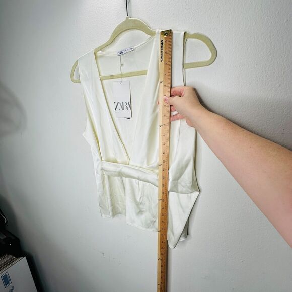 NWT Zara Cream Satin Sleeveless Knotted Front Effect Faux Wrap Blouse Top M - Picture 11 of 13